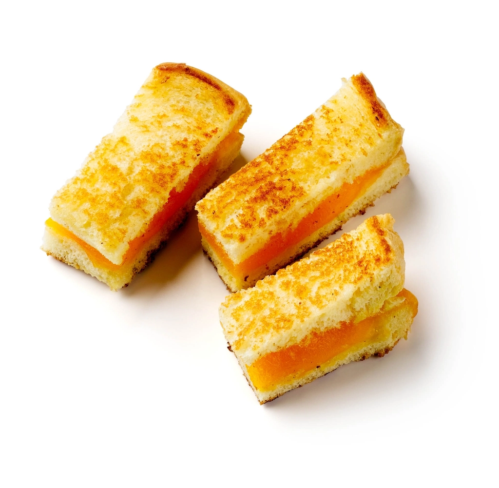 Grilled cheese sandwich cut 3