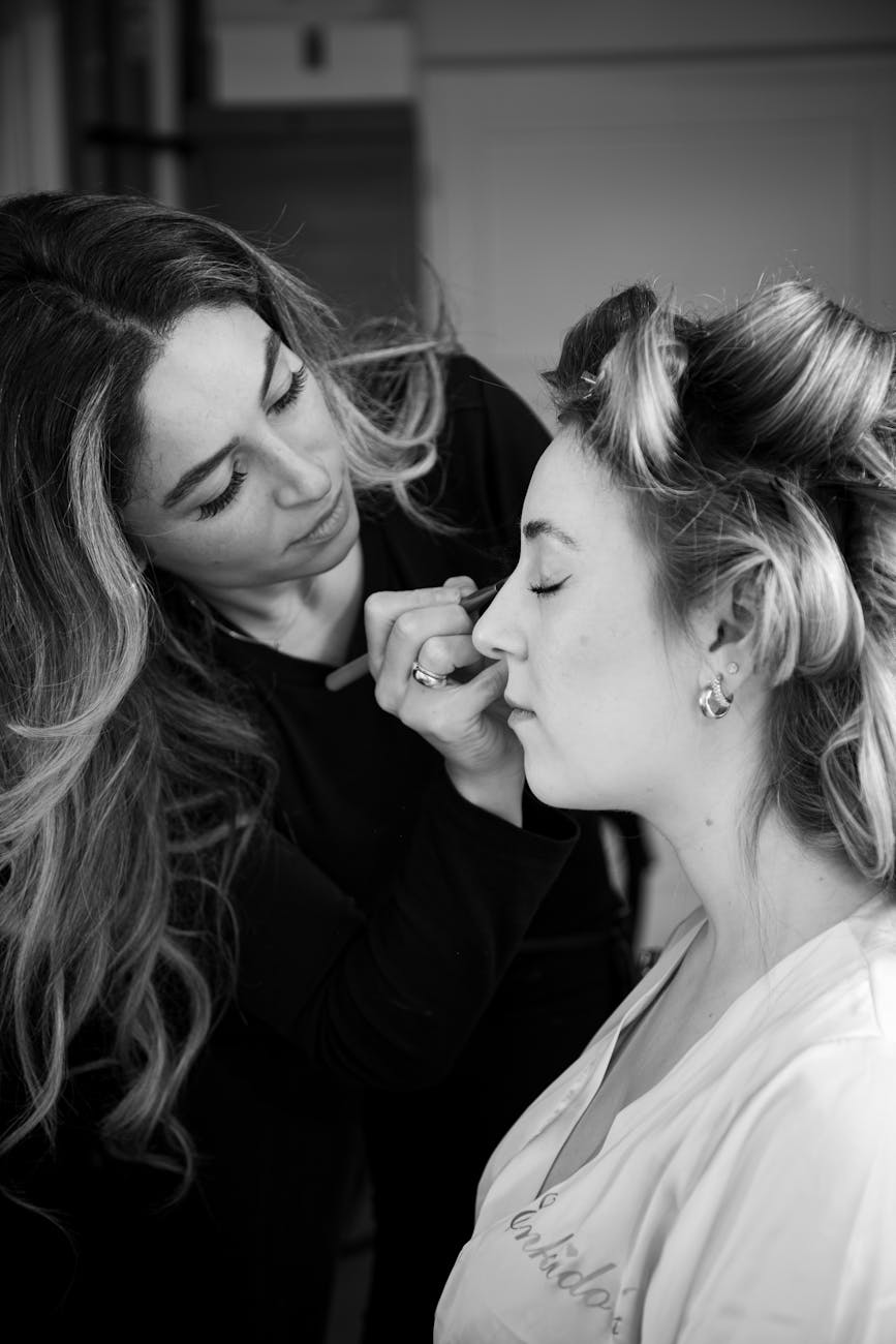 beautician applying makeup